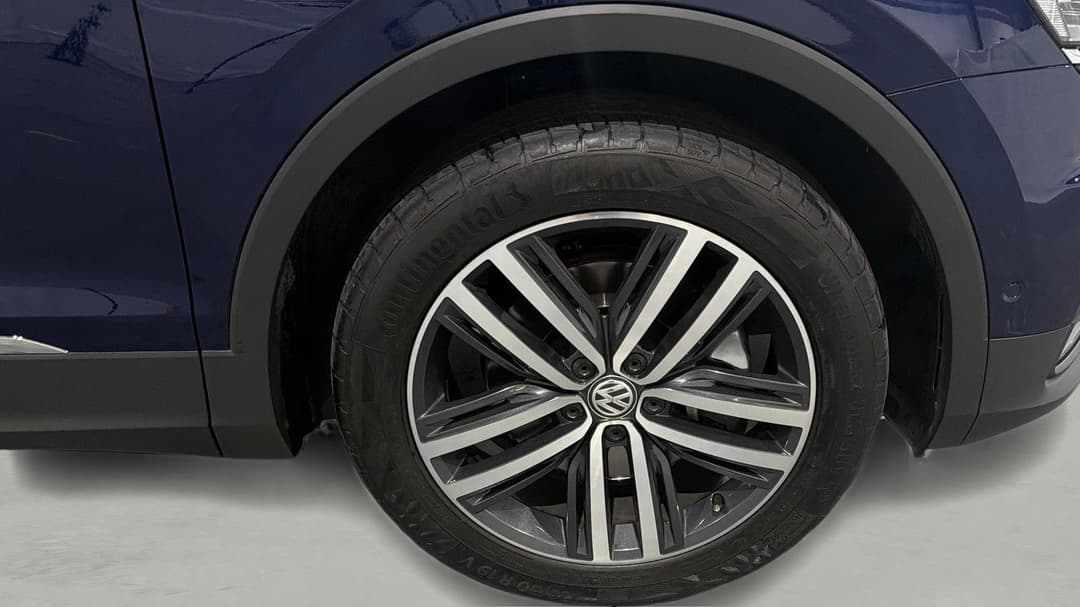 2018 Volkswagen Tiguan 162 Tsi Highline, Automatic, 52057 km, Right Front Wheel