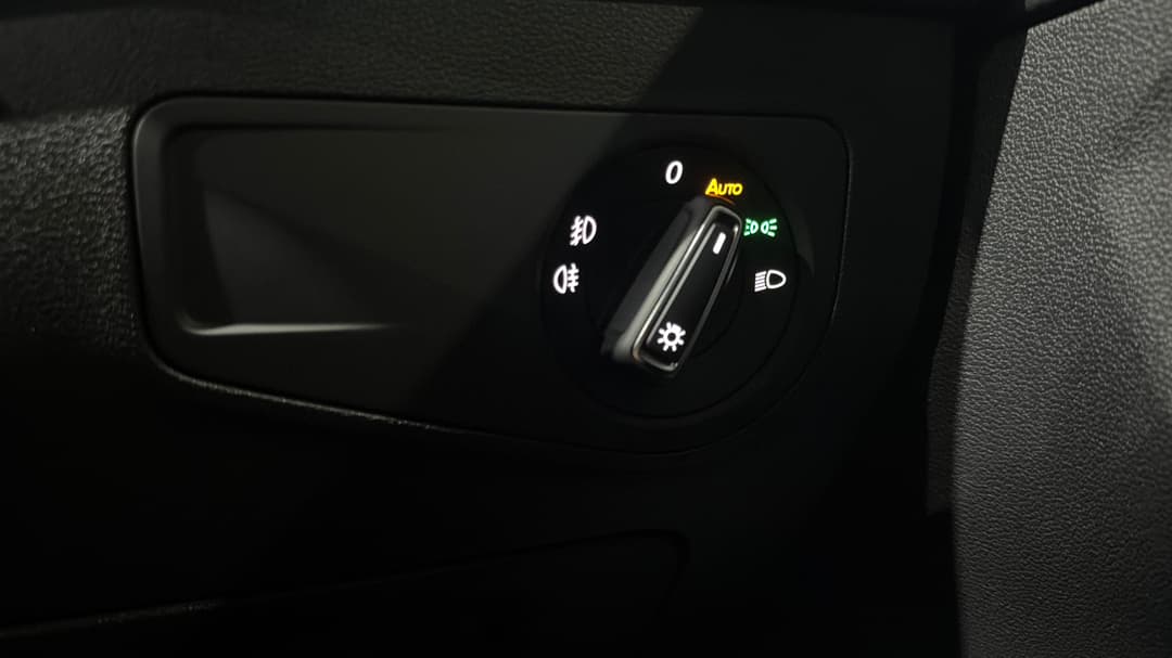 2018 Volkswagen Tiguan 162 Tsi Highline, Automatic, 52057 km, Utility Switches/Buttons