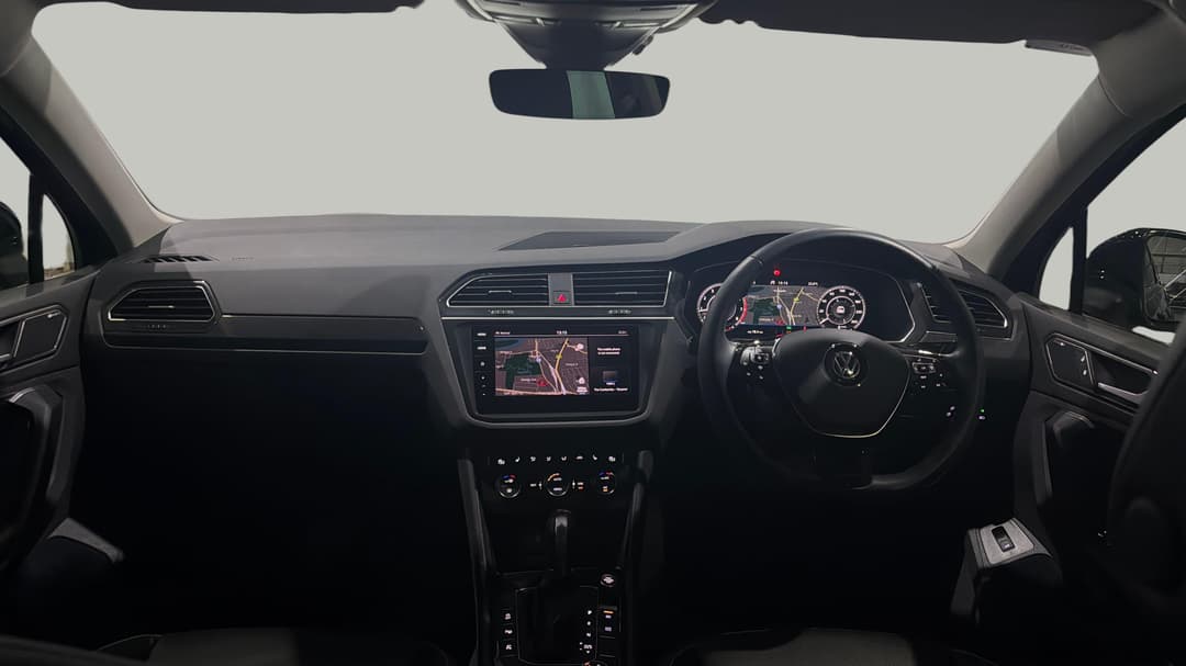 2018 Volkswagen Tiguan 162 Tsi Highline, Automatic, 52057 km, Dashboard View