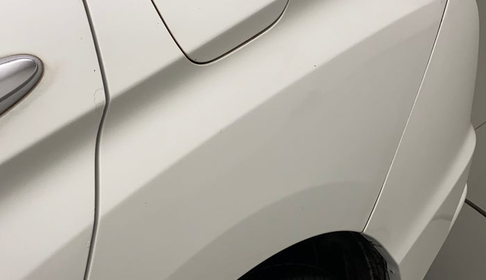 2016 Honda City 1.5L I-VTEC VX CVT, Petrol, Automatic, 1,04,276 km, Left quarter panel - Paint has minor damage