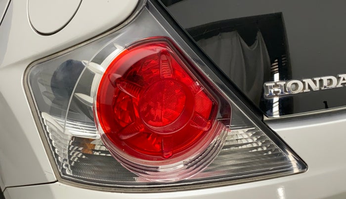 2015 Honda Brio E MT, Petrol, Manual, 41,772 km, Left tail light - Minor damage
