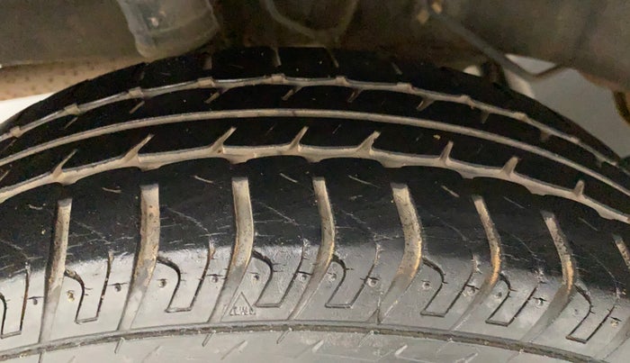 2016 Datsun Go Plus T, Petrol, Manual, 39,886 km, Right Rear Tyre Tread