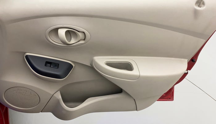 2016 Datsun Go Plus T, Petrol, Manual, 39,886 km, Driver Side Door Panels Control