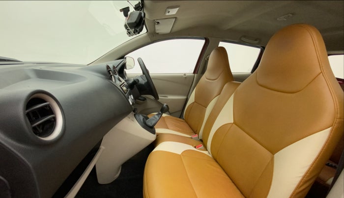 2016 Datsun Go Plus T, Petrol, Manual, 39,886 km, Right Side Front Door Cabin