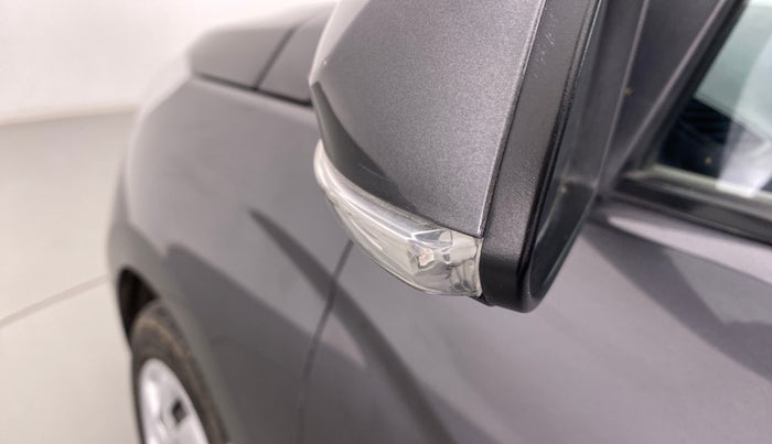 2019 Hyundai NEW SANTRO 1.1 SPORTS AMT, Petrol, Automatic, 13,348 km, Left rear-view mirror - Indicator light has minor damage