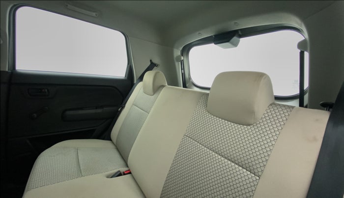 2021 Maruti New Wagon-R LXI 1.0 L, Petrol, Manual, 3,995 km, Right Side Rear Door Cabin