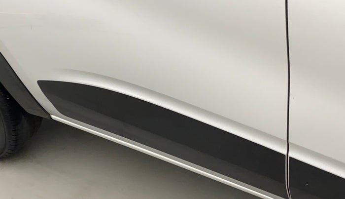 2021 Renault TRIBER RXZ, Petrol, Manual, 39,288 km, Right rear door - Minor scratches