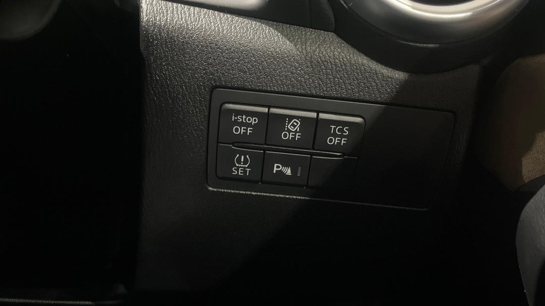 2024 Mazda CX-3 G20 Evolve, Automatic, 42000 km, Utility Switches/Buttons