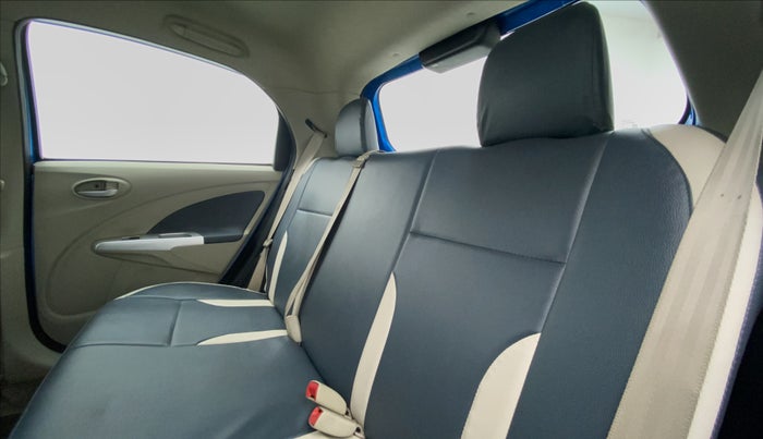 2014 Toyota Etios Liva G, Petrol, Manual, 69,804 km, Right Side Rear Door Cabin