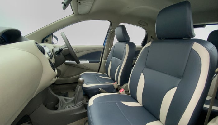 2014 Toyota Etios Liva G, Petrol, Manual, 69,804 km, Right Side Front Door Cabin