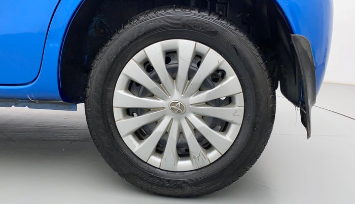 2014 Toyota Etios Liva G, Petrol, Manual, 69,804 km, Left Rear Wheel