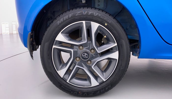 2019 Tata Tiago XZ+ 1.2 Revotron, Petrol, Manual, 27,805 km, Right Rear Wheel