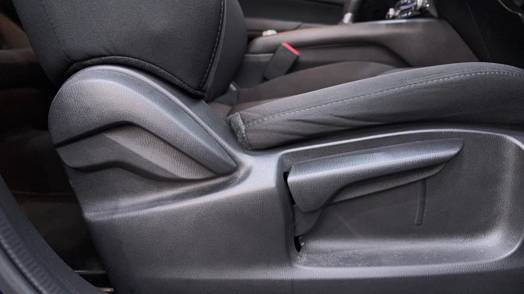 2025 Mazda CX-5 G25 Maxx Sport (FWD), Automatic, 10082 km, Drivers Side Adjustment Panel