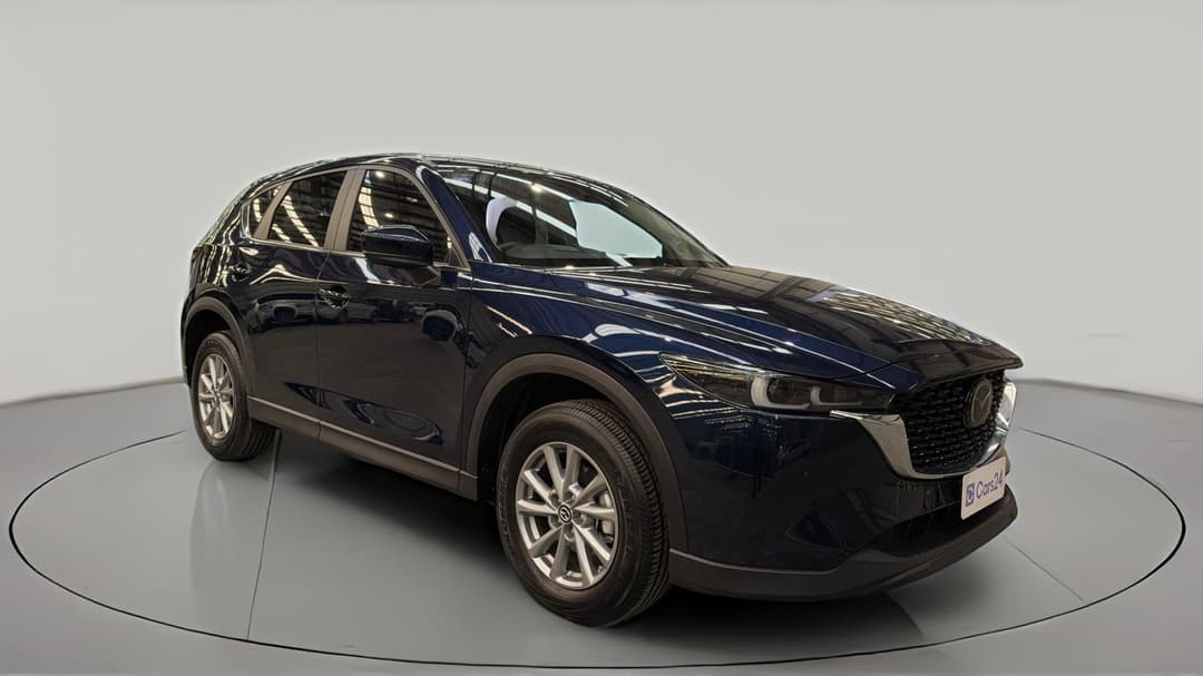 2025 Mazda CX-5 G25 Maxx Sport (FWD), Automatic, 10082 km, Right Front Diagonal (45- Degree) View