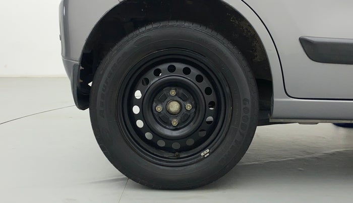 2016 Maruti Wagon R 1.0 VXI, Petrol, Manual, 53,752 km, Right Rear Wheel