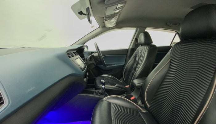 2016 Hyundai i20 Active 1.2 SX, Petrol, Manual, 62,643 km, Right Side Front Door Cabin