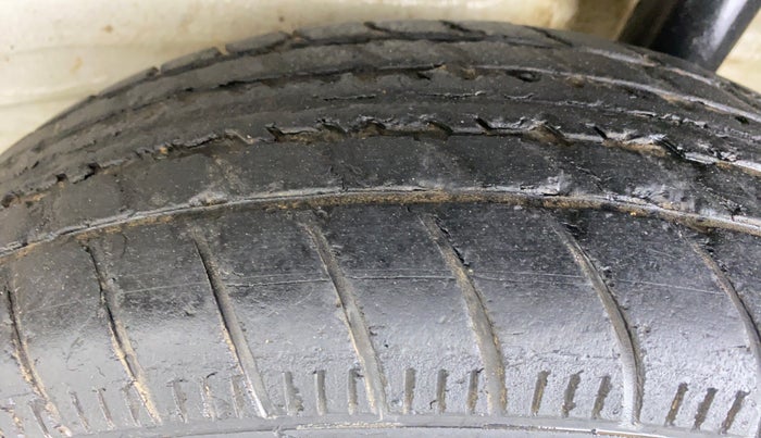 2019 Maruti New Wagon-R LXI CNG 1.0 L, CNG, Manual, 38,889 km, Left Rear Tyre Tread