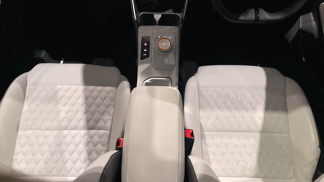 2024 MG Mg3 Hybrid+ Essence, Automatic, 9341 km, Center Console