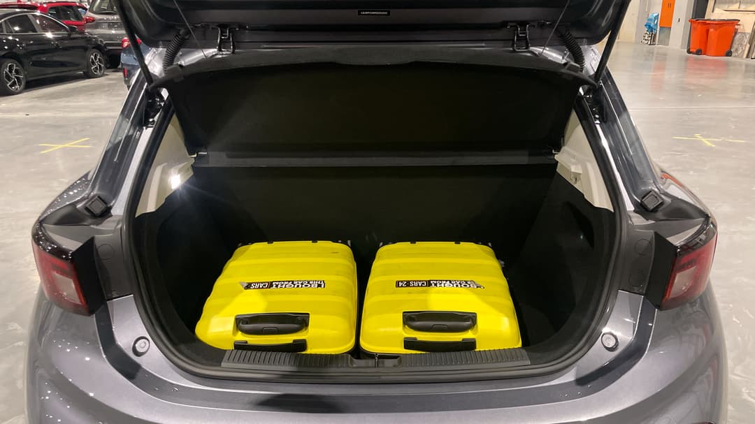 2024 MG Mg3 Hybrid+ Essence, Automatic, 9341 km, Boot Inside View with Luggage