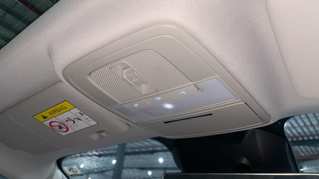 2024 MG Mg3 Hybrid+ Essence, Automatic, 9341 km, On-Roof Controls/Sunglass holder