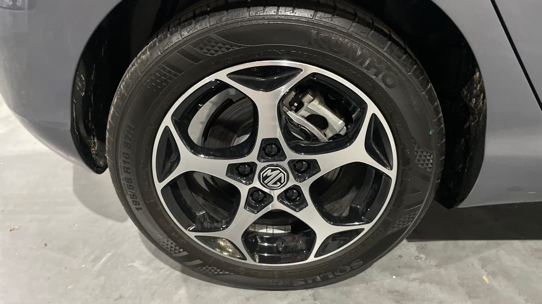 2024 MG Mg3 Hybrid+ Essence, Automatic, 9341 km, Right Rear Wheel