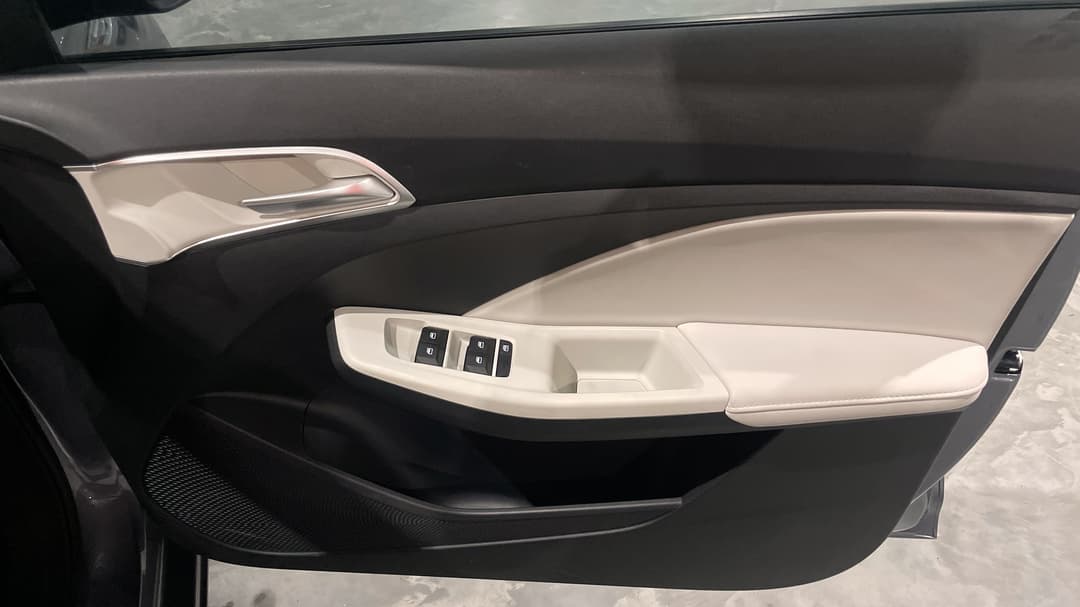 2024 MG Mg3 Hybrid+ Essence, Automatic, 9341 km, Speaker View