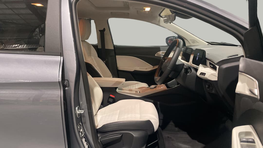 2024 MG Mg3 Hybrid+ Essence, Automatic, 9341 km, Right Side Front Door Cabin View