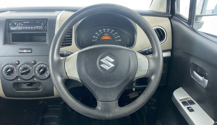 2013 Maruti Wagon R 1.0 LXI, Petrol, Manual, 38,879 km, Steering Wheel Close Up