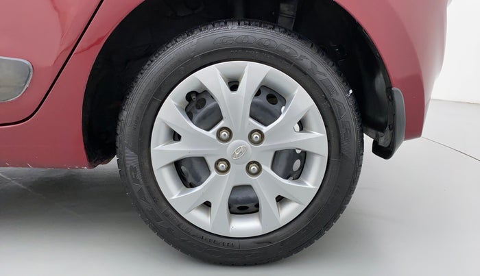 2015 Hyundai Grand i10 SPORTZ 1.2 KAPPA VTVT, Petrol, Manual, 4,812 km, Left Rear Wheel