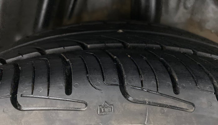 2017 Honda City SV MT PETROL, Petrol, Manual, 29,326 km, Left Rear Tyre Tread