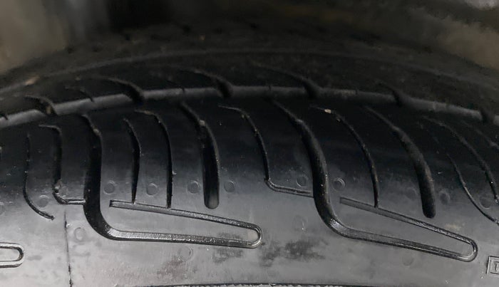 2017 Honda City SV MT PETROL, Petrol, Manual, 29,326 km, Right Rear Tyre Tread