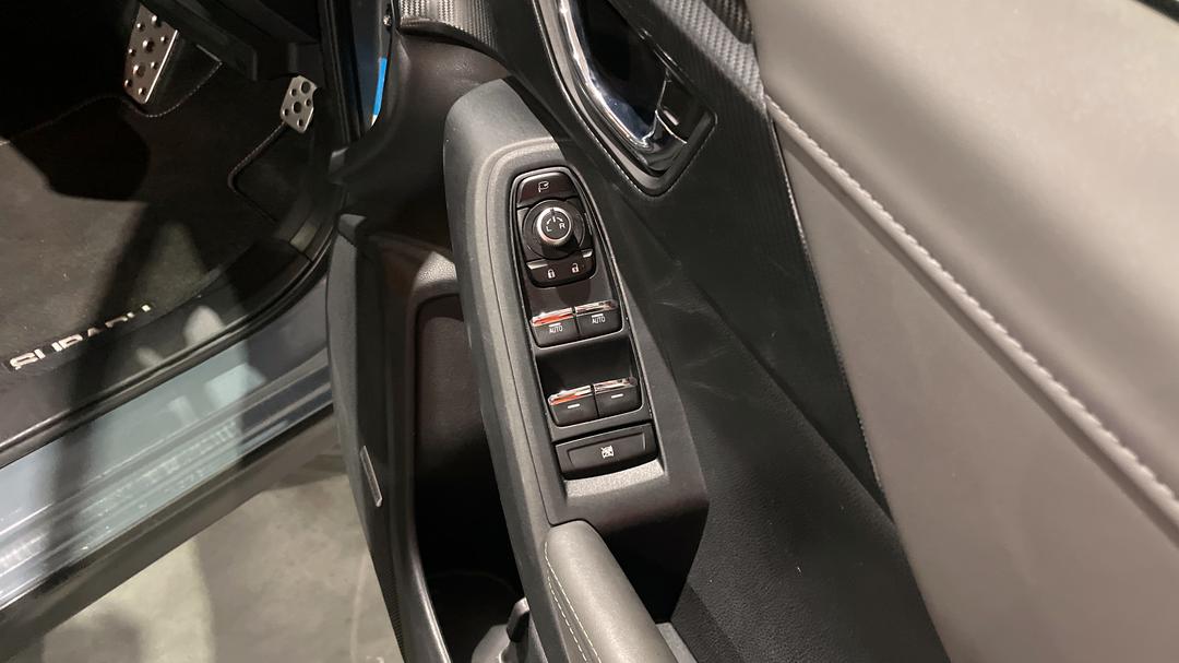 2023 Subaru Crosstrek AWD 2.0s, Automatic, 64645 km, Drivers Side Door Panel Controls