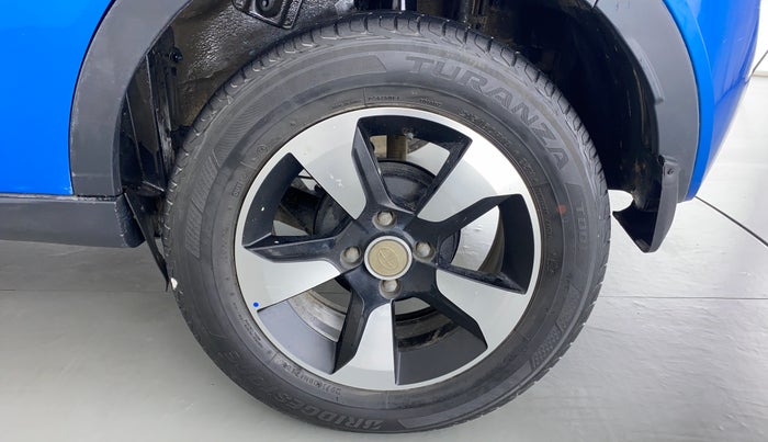 2018 Tata NEXON XZA + 1.2 PETROL A/T, Petrol, Automatic, 48,687 km, Left Rear Wheel