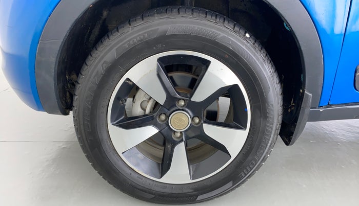 2018 Tata NEXON XZA + 1.2 PETROL A/T, Petrol, Automatic, 48,687 km, Left Front Wheel