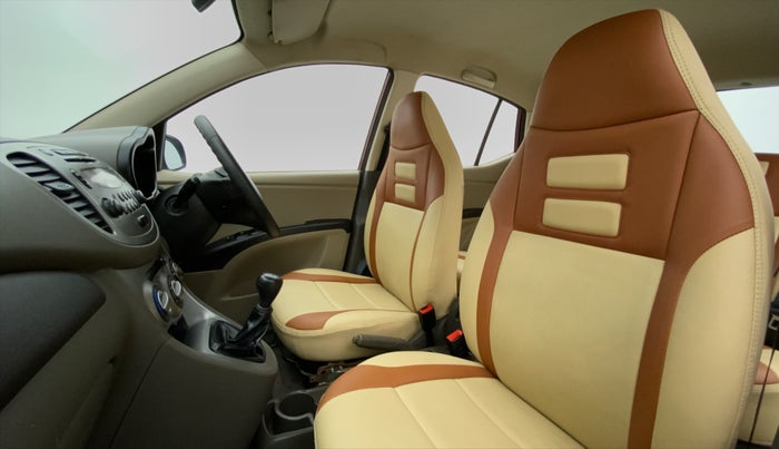 2014 Hyundai i10 SPORTZ 1.1 IRDE2, Petrol, Manual, 32,256 km, Right Side Front Door Cabin