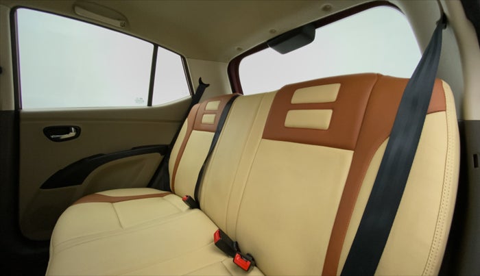 2014 Hyundai i10 SPORTZ 1.1 IRDE2, Petrol, Manual, 32,256 km, Right Side Rear Door Cabin