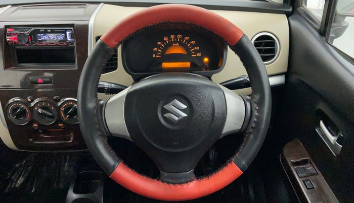 2017 Maruti Wagon R 1.0 LXI CNG, CNG, Manual, 64,948 km, Steering Wheel Close Up