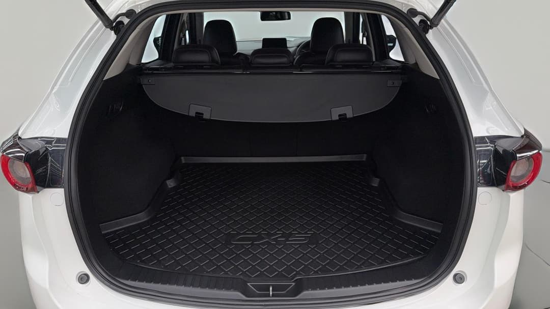 2020 Mazda CX-5 Gt (AWD), Automatic, 58676 km, Boot Inside View