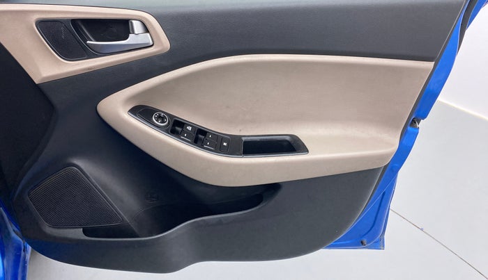 2019 Hyundai Elite i20 1.4 MAGNA PLUS CRDI, Diesel, Manual, 29,847 km, Driver Side Door Panels Control