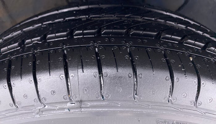2019 Hyundai Elite i20 1.4 MAGNA PLUS CRDI, Diesel, Manual, 29,847 km, Right Front Tyre Tread