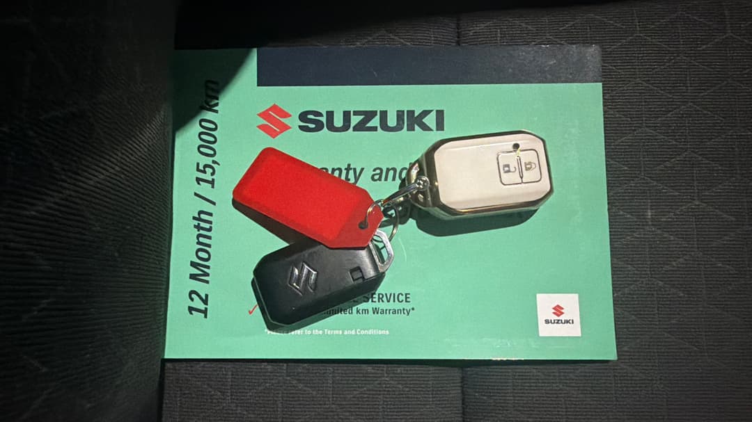 2025 Suzuki Swift Hybrid Glx, Automatic, 22390 km, Key Close-up