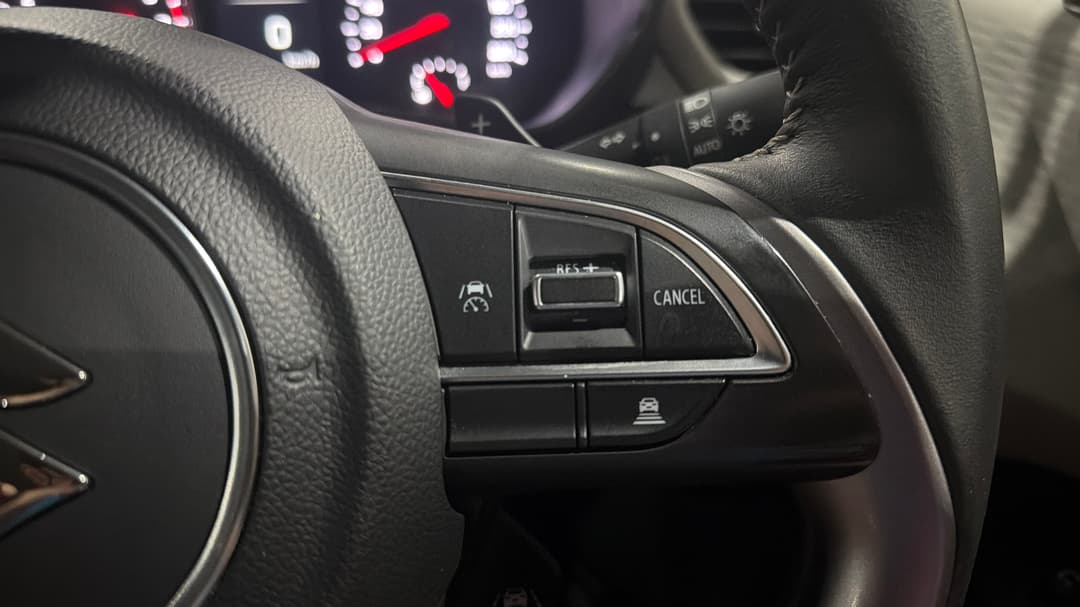 2025 Suzuki Swift Hybrid Glx, Automatic, 22390 km, Cruise Control