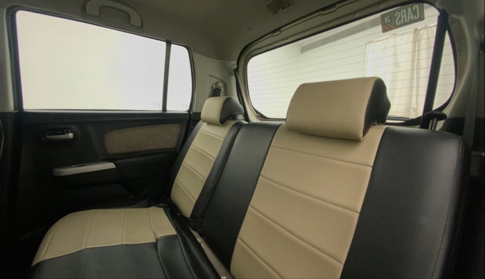 2013 Maruti Wagon R 1.0 VXI, Petrol, Manual, 84,252 km, Right Side Rear Door Cabin