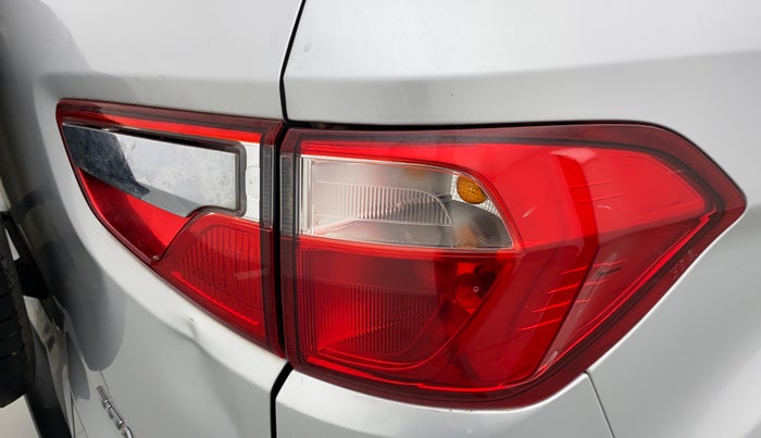 2015 Ford Ecosport 1.5 TITANIUM TI VCT AT, Petrol, Automatic, 57,557 km, Right tail light - Minor damage