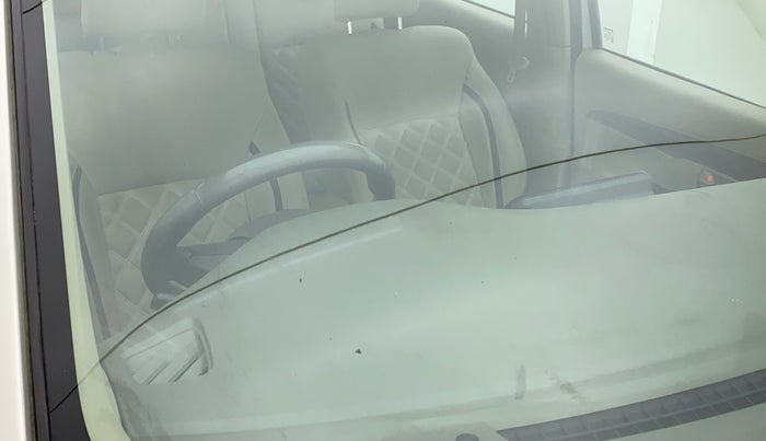 2019 Maruti Ertiga ZXI+ SHVS, Petrol, Manual, 71,580 km, Front windshield - Minor spot on windshield