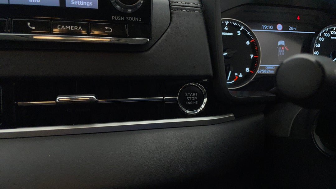 2022 Mitsubishi Outlander Es 7 Seat (2WD), Automatic, 67582 km, Keyless / Button Start