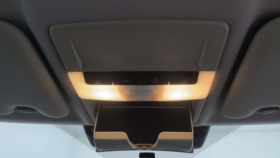 2022 Mitsubishi Outlander Es 7 Seat (2WD), Automatic, 67582 km, On-Roof Controls/Sunglass holder