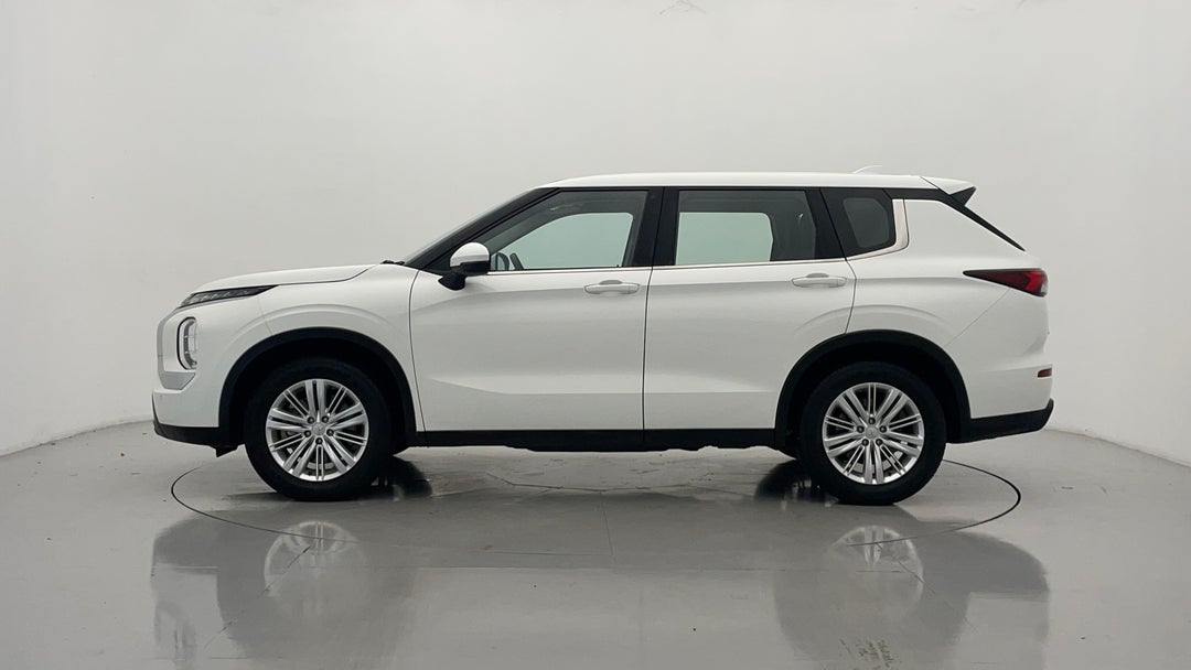 2022 Mitsubishi Outlander Es 7 Seat (2WD), Automatic, 67582 km, Left Side View