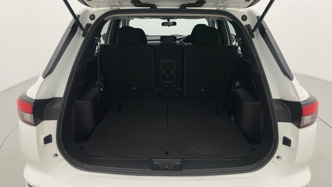 2022 Mitsubishi Outlander Es 7 Seat (2WD), Automatic, 67582 km, Boot Inside View