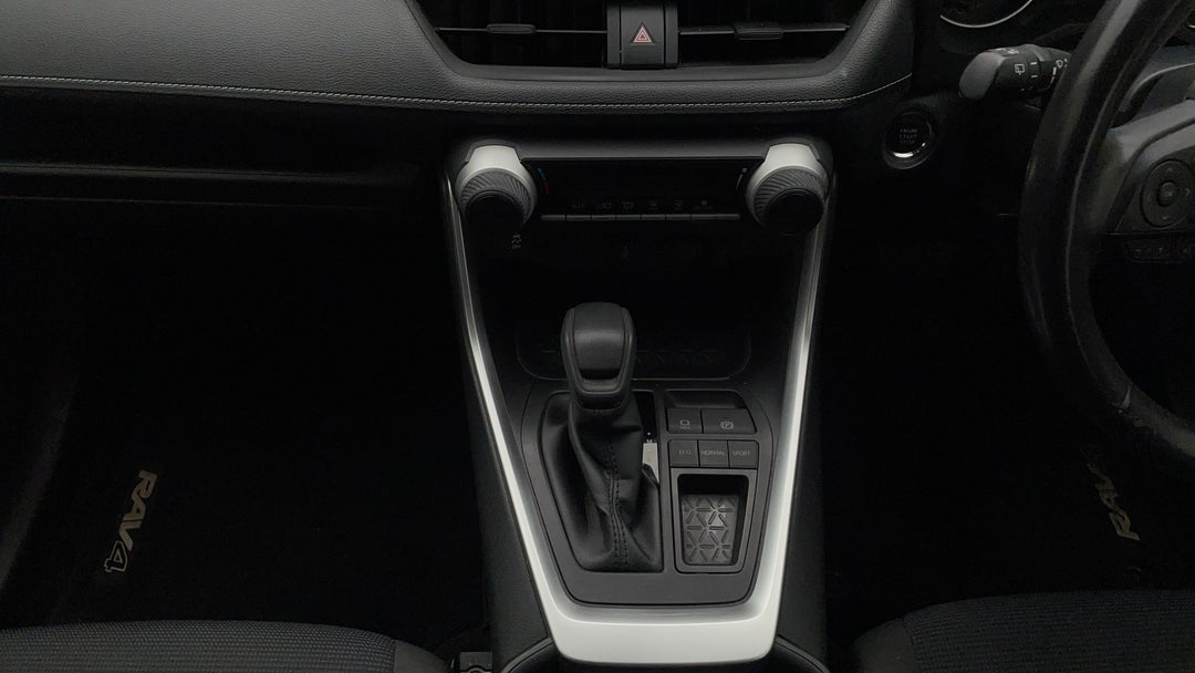 2020 Toyota RAV4 Gx (2wd), Automatic, 68532 km, Gear Lever 